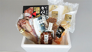 自社グループ企業で生産する水産加工品または、自社取扱水産物を宅配