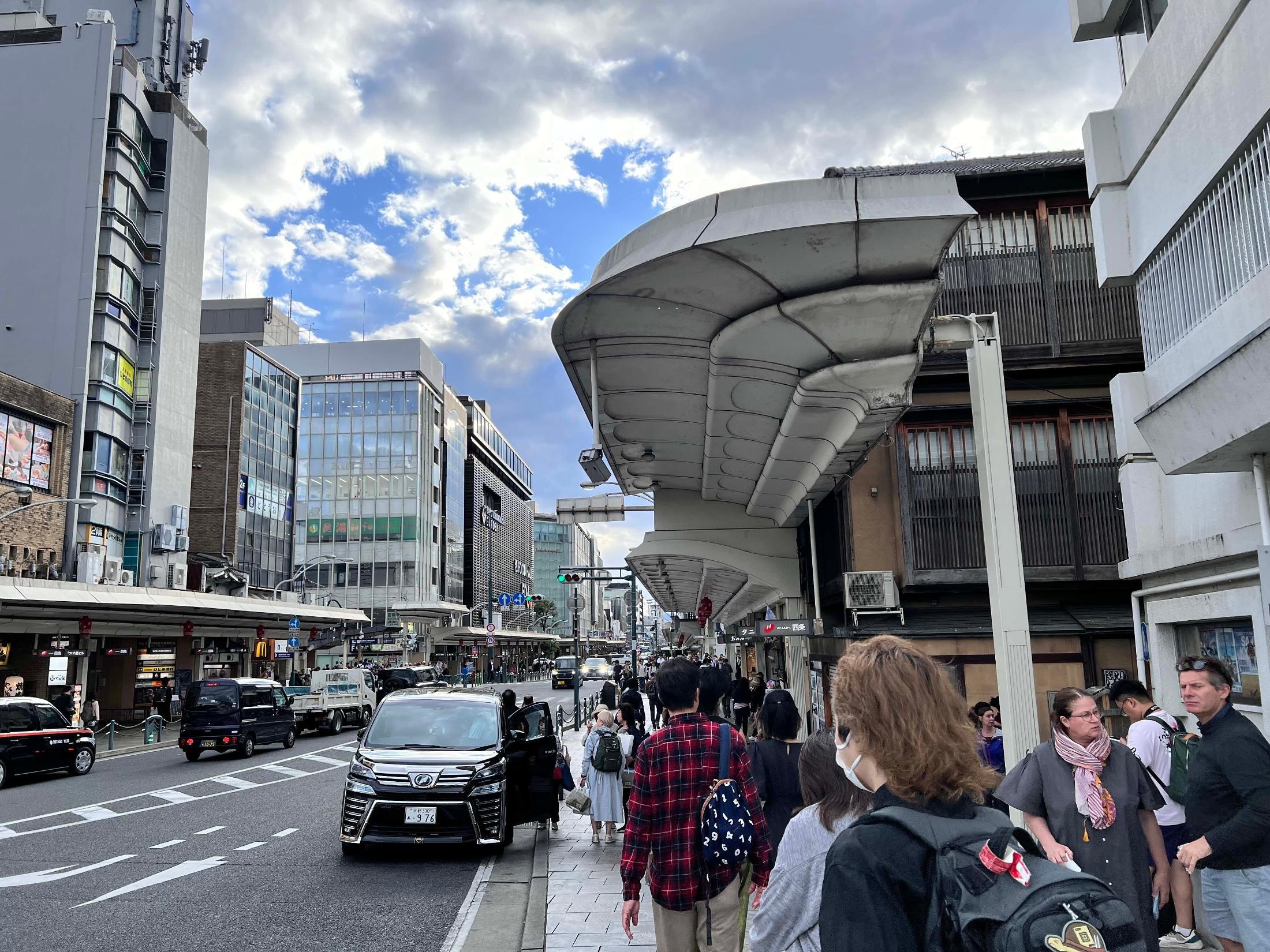 東京・京都のほか大阪・兵庫でも始まった「日本版ライドシェア」 大阪府・市は独自の「大阪版ライドシェア」構想も(THE PAGE) -  Yahoo!ファイナンス
