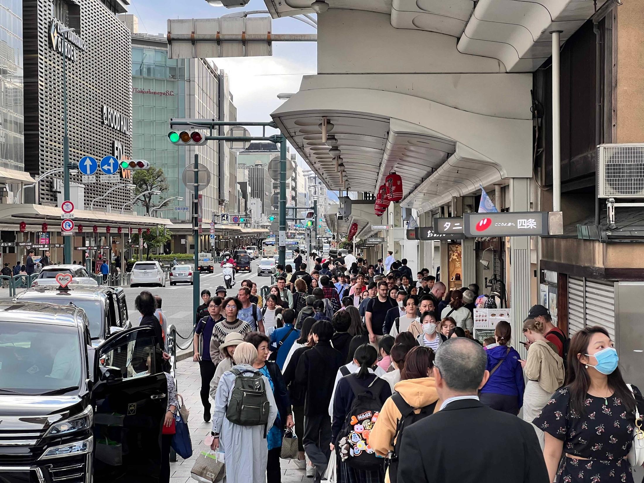 東京・京都のほか大阪・兵庫でも始まった「日本版ライドシェア」 大阪府・市は独自の「大阪版ライドシェア」構想も(THE PAGE) -  Yahoo!ファイナンス