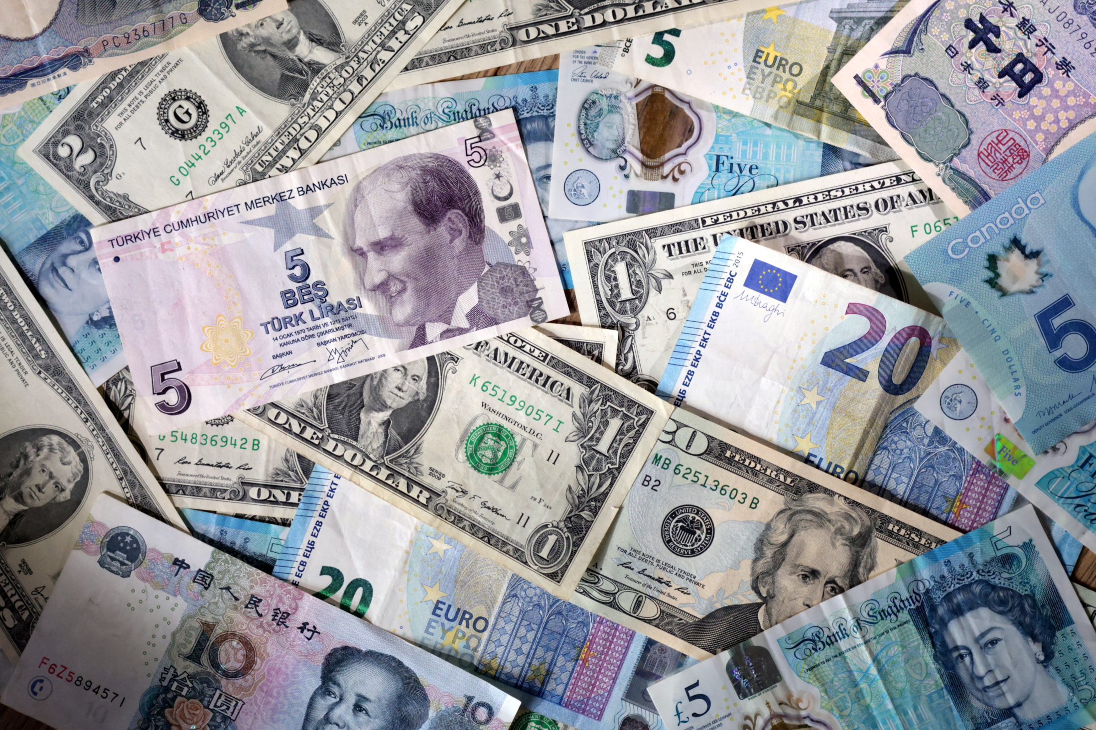 ＮＹ外為市場＝ドル下落、市場の動揺は鎮まる(ロイター) - Yahoo!ファイナンス