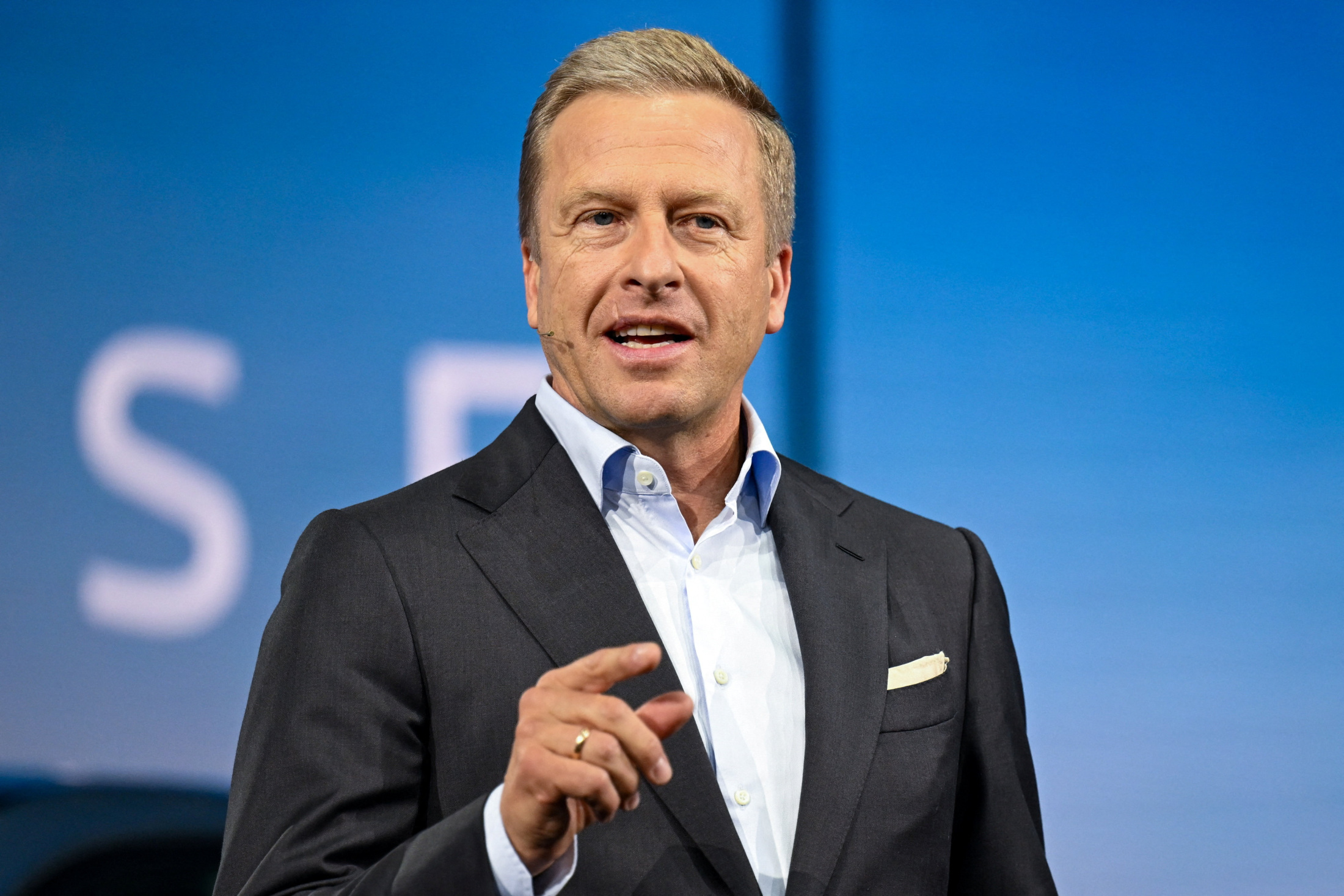 焦点】FRB、利下げ圧力でも金利据え置き公算‐各国中銀も政策維持へ(Bloomberg) - Yahoo!ファイナンス