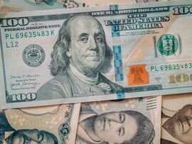 NY外為市場で円が対ドルで一時1%を超える上昇