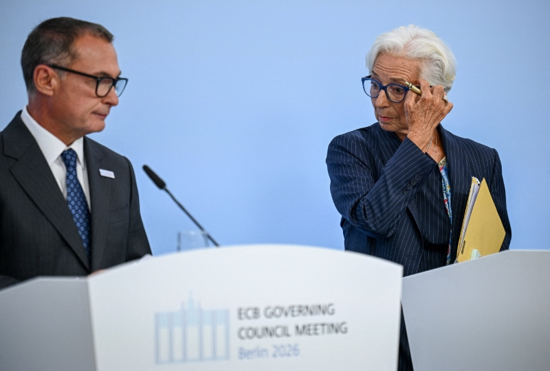 9月10日、ドイツ・ベルリンで記者会見するラガルドECB総裁とナーゲル独連邦銀行総裁。 REUTERS/Annegret Hilse