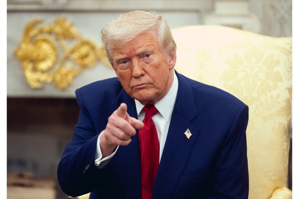 トランプ大統領、クラリティ法案の利益相反規制めぐり協議=報道